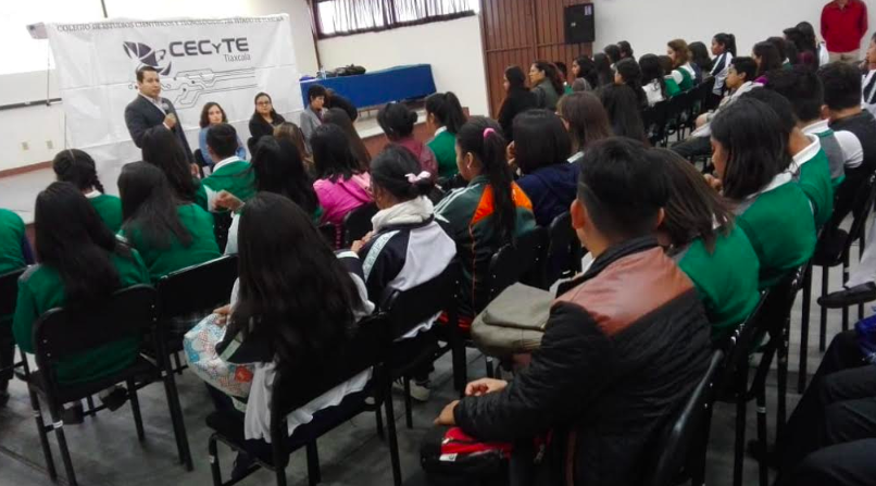 Permite CECyTE vinculación alumno-empresa